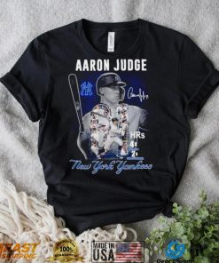 Aaron Judge 61 HRs New York Yankees Signature 2022 Mens Shirt