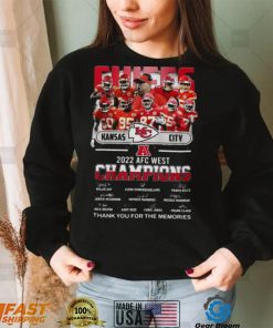 Kansas City Chiefs 2022 AFC West Champions Signatures Players Thank You For The Memories Shirt