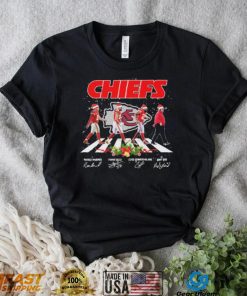 Kansas City Chiefs Christmas Abbey Road Patrick Mahomes Travis Kelce Clyde Edwards Helaire And Andy Reid Signatures Shirt