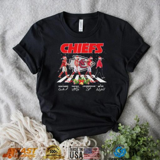 Kansas City Chiefs Christmas Abbey Road Patrick Mahomes Travis Kelce Clyde Edwards Helaire And Andy Reid Signatures Shirt