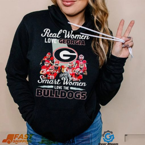 Real Women Love Georgia Bulldogs Smart Women Shirt