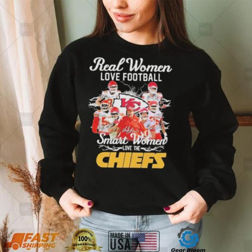 Real women love football smart women love the Chiefs with signatures 2022 lightning shirt