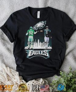 Reggie White And Jalen Hurts Philadelphia Eagles City Skyline Signatures Shirt