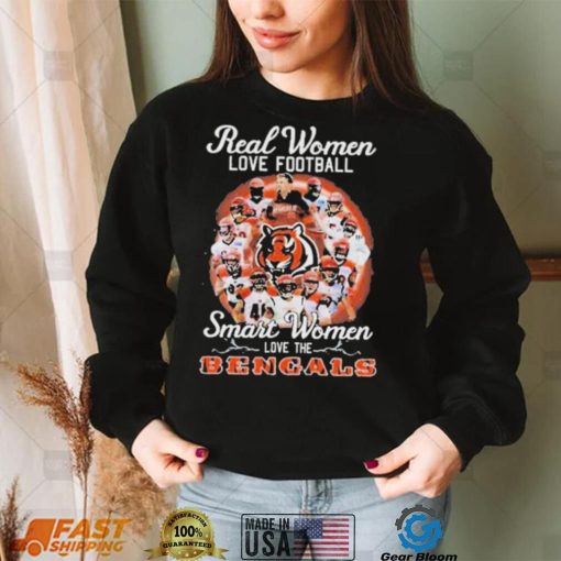 Real women love baseball smart women love the Cincinnati Bengals signatures 2022 shirt