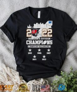 2022 NFC South Division Champions Tampa Bay Buccaneers skyline shirt 5a6cb3 0