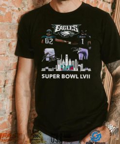 Super Bowl LVII Jalen Hurts and Travis Kelce Philadelphia Eagles skyline signatures shirt