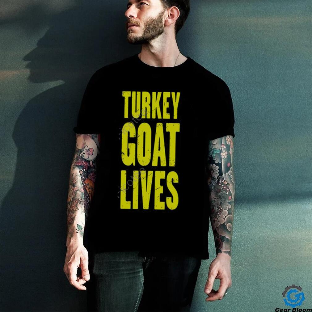 Seaofthieves Turkey Goat Lives Tee  shirt