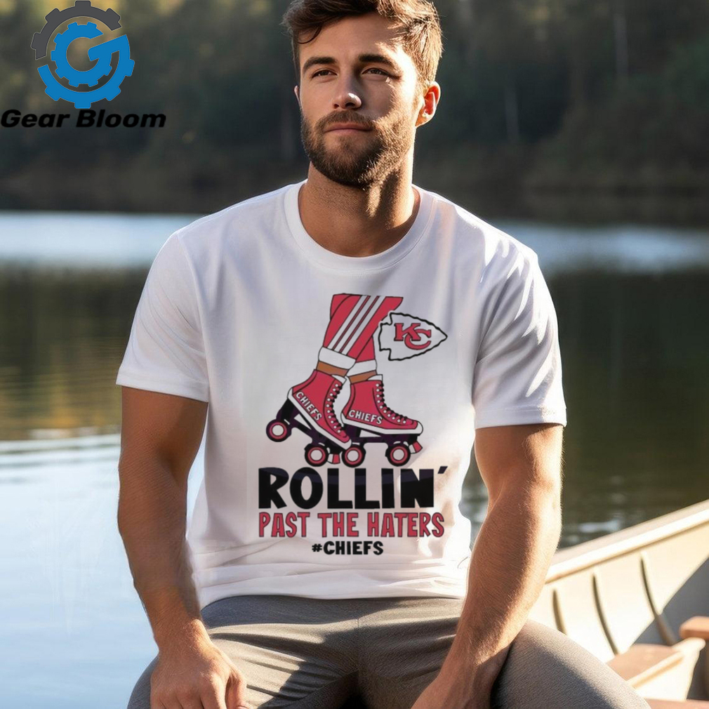 Funny Rollin Past The Hatters Kansas City Chiefs roller skates shirt Funny Rollin Past The Hatters Kansas City Chiefs roller skates shirt