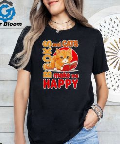 Books and cats make me happy funny shirt