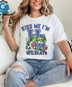 Official kentucky Wildcats Happy St. Patrick’s Day Baby Yoda T Shirt