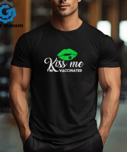 St Patricks Day Kiss Me I�m Vaccinated Shamrock Lips Funny Shirt