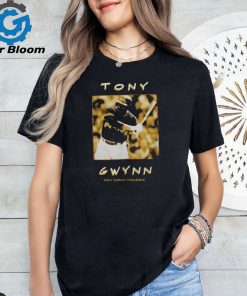 Nice vintage logo san diego padres tony gwynn shirt