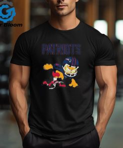 New England Patriots Garfield Cat Grumpy Football Player T Shirt