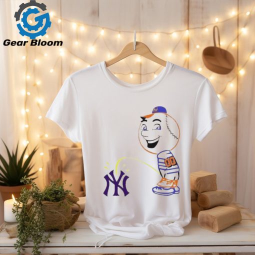 New york mets Mr. Met Pee On New York Yankees Shirt