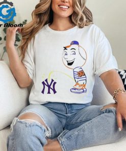 New york mets Mr. Met Pee On New York Yankees Shirt