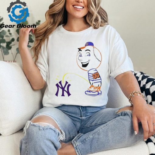 New york mets Mr. Met Pee On New York Yankees Shirt