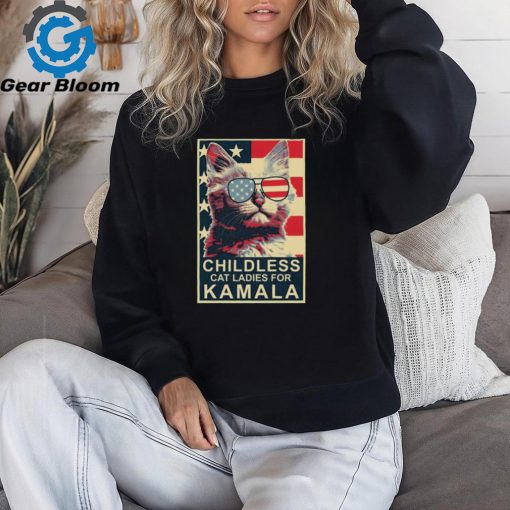 Childless Cat Lady Kamala Ladies for Kamala Harris President 2024 Vintage T shirt