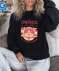 Childless Cat Lady Madam President Childless Cat Ladies For Kamala Harris 2024 T shirt