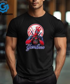 Deadpool love New York Yankees shirt