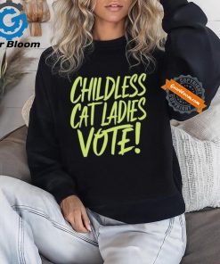 Official Alex cole childless cat ladies vote Kamala T shirt