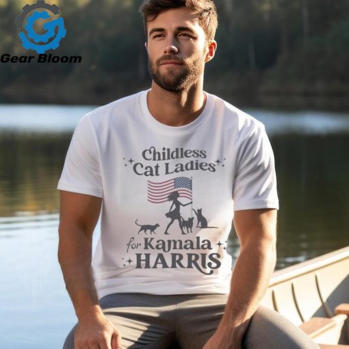 So Cute Childless Cat Ladies Kamala Harris 2024 Election 2024 Kamala Harris Cat Lady T shirt