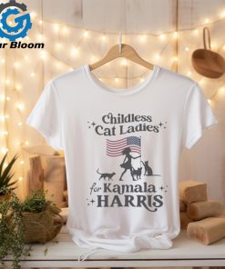 So Cute Childless Cat Ladies Kamala Harris 2024 Election 2024 Kamala Harris Cat Lady T shirt