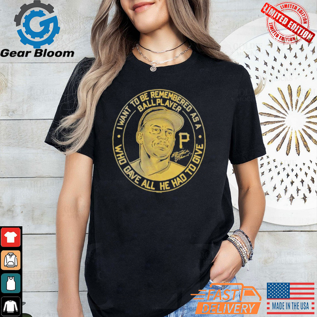 Official Pittsburgh Pirates Roberto Clemente Signature T shirt Official Pittsburgh Pirates Roberto Clemente Signature T shirt