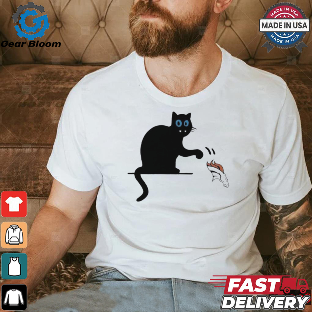 Carolina Panthers black cat push Denver Broncos logo shirt Carolina Panthers black cat push Denver Broncos logo shirt