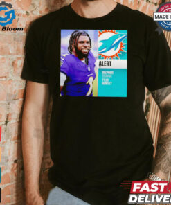 Dolphins signing Tyler Huntley shirt