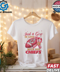 Kansas City Chiefs Just A Girl In Love With Her Chiefs Personalized shirt