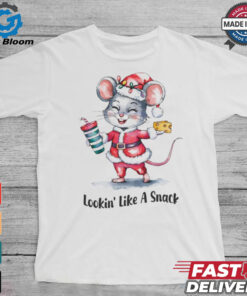 Mouse Santa lookin’ like a snack Merry Christmas shirt