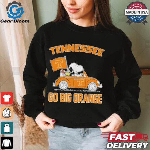 Peanuts Snoopy And Woodstock On Car Tennessee Volunteers Go Big Orange Shirt