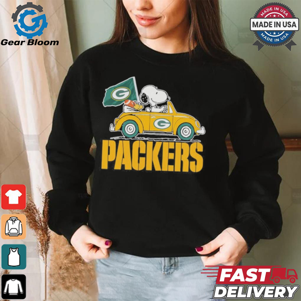 Peanuts Snoopy And Woodstock X Green Bay Packers On Car Shirt Peanuts Snoopy And Woodstock X Green Bay Packers On Car Shirt