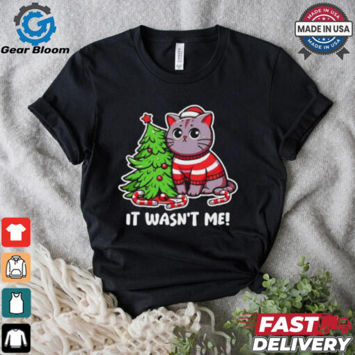 Cat it wasn’t me Christmas tree Xmas shirt