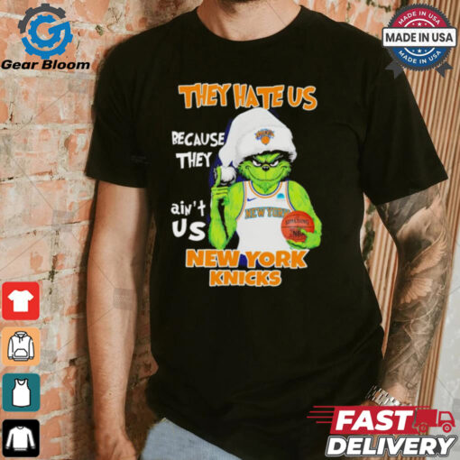 Grinch Santa hat middle finger they hate us because they ain’t us New York Knicks shirt