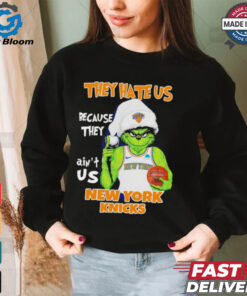 Grinch Santa hat middle finger they hate us because they ain’t us New York Knicks shirt