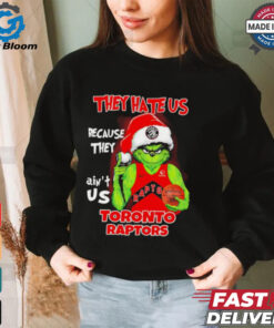 Grinch Santa hat middle finger they hate us because they ain’t us Toronto Raptors shirt