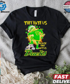 Grinch they hate us because they ain’t us Oregon Ducks Christmas shirt