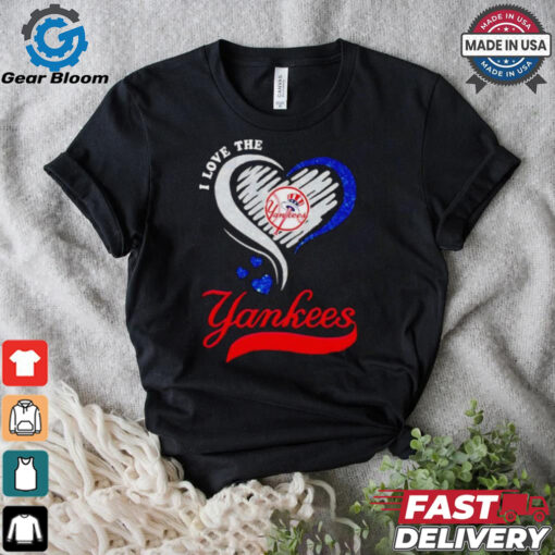 I love the Yankees diamond heart shirt