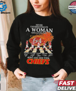 Never Underestimate A Woman Who Loves Fall And Her Kansas City Chiefs Abbey Road Signatures Shirt