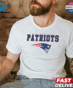 New England Patriots Gameday Couture Women_s Big Goals Oversized shirt