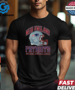 New England Patriots Helmet Garment Dyed Heavyweight T Shirt