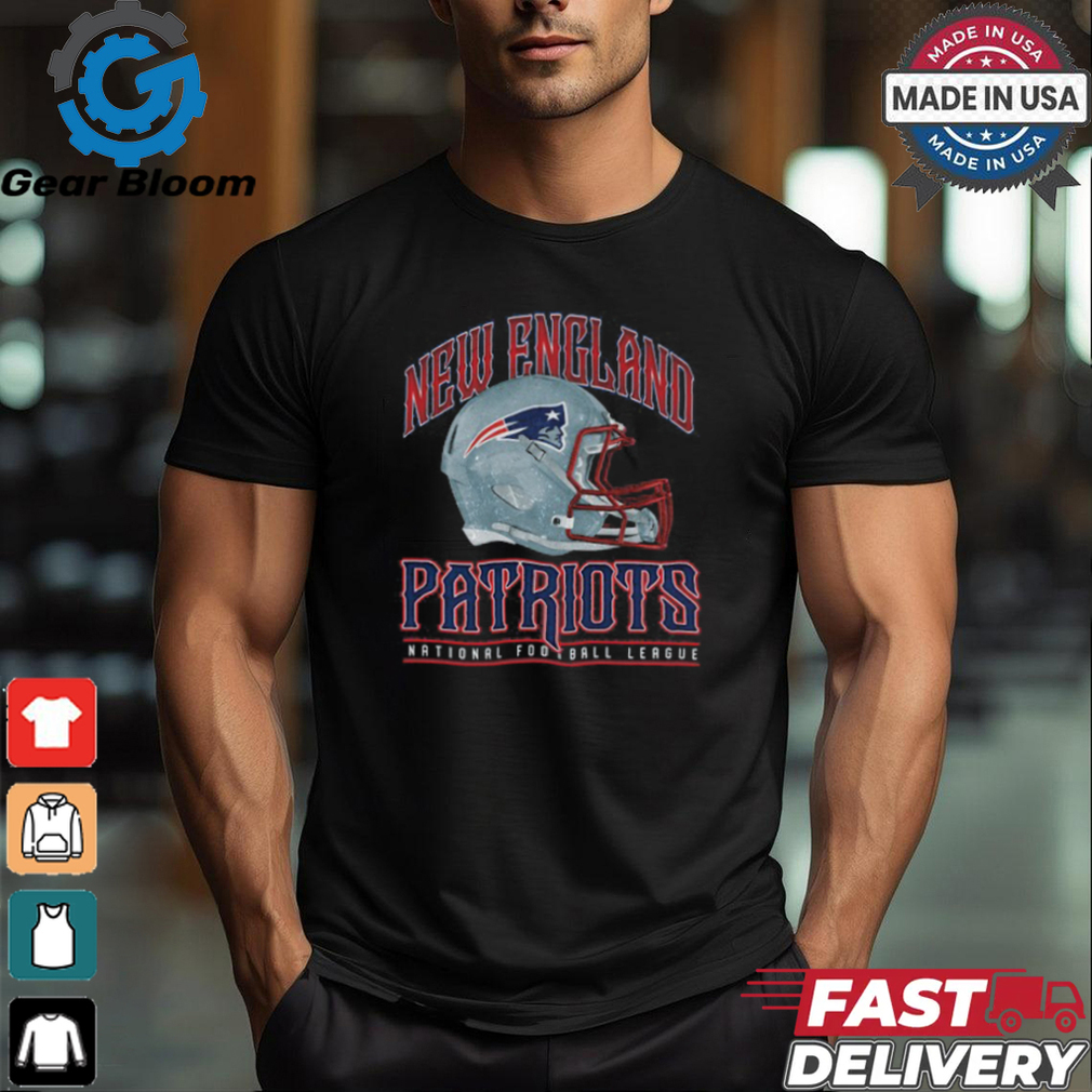 New England Patriots Helmet Garment Dyed Heavyweight T Shirt New England Patriots Helmet Garment Dyed Heavyweight T Shirt