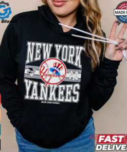 New York Yankees Majob league baseball logo shirt