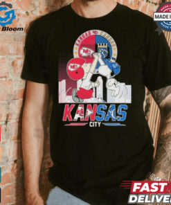 Official Snoopy And Charlie Browns High Five Kansas City Chiefs X Kansas City Royals Shirt