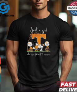 Peanuts Characters Just A Girl Who Loves fall And Tennessee Vols 2024 Shirt