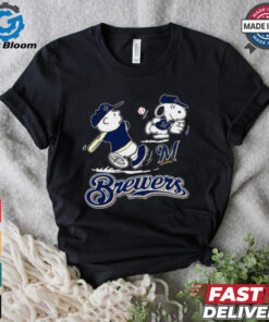 Peanuts Charlie Brown And Snoopy Playing Baseball Milwaukee Brewers T Shirt