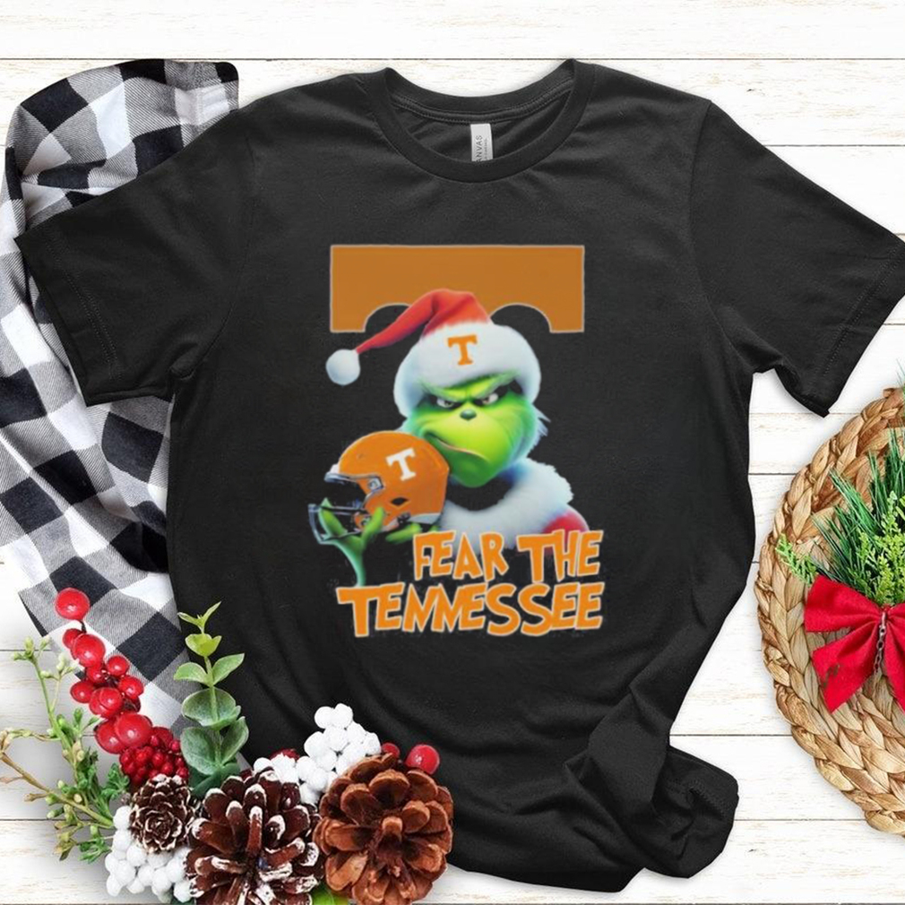 Grinch Fear The Tennessee Volunteers Christmas Shirt Grinch Fear The Tennessee Volunteers Christmas Shirt