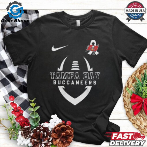Official Tampa Bay Buccaneers Tackle Lung Cancer T Shirt