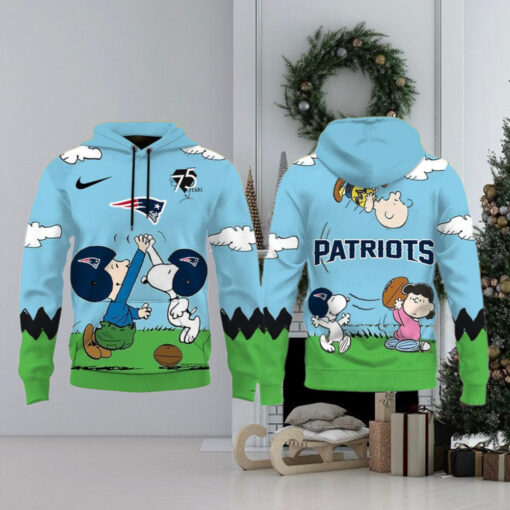 New England Patriots X Snoopy Peanuts 75th Anniversary Hoodie